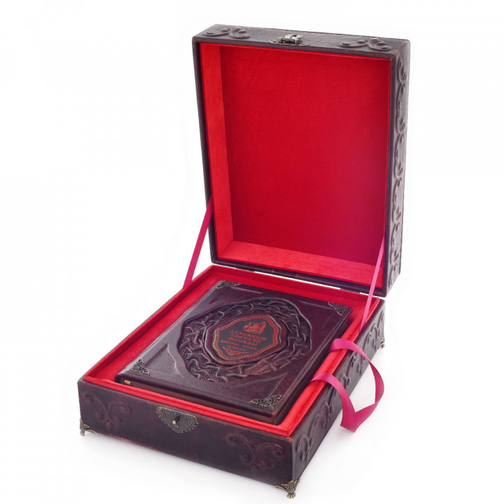 Духовные светочи Москвы. Храмы, люди, судьбы в коробе шкатулке ручной работы